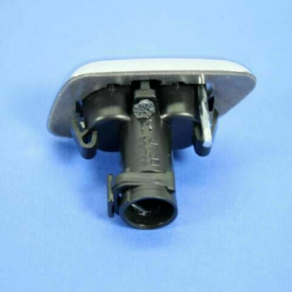 Boquilla de arandela de lámpara de Faro, apta para 2005-2007 Chrysler 300, derecha, 4805832AA