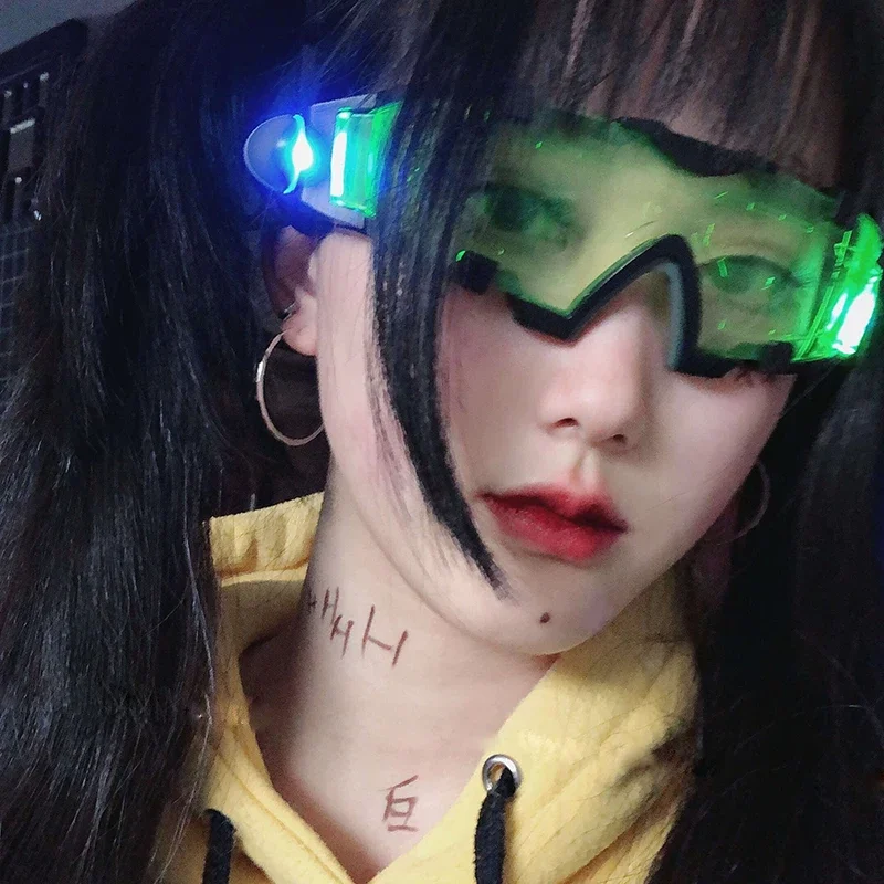 Japan Harajuku Anime Glasses LED Shiner Super Cool Safety Goggles Cosplay Future Machinery Harajuku Night Vision