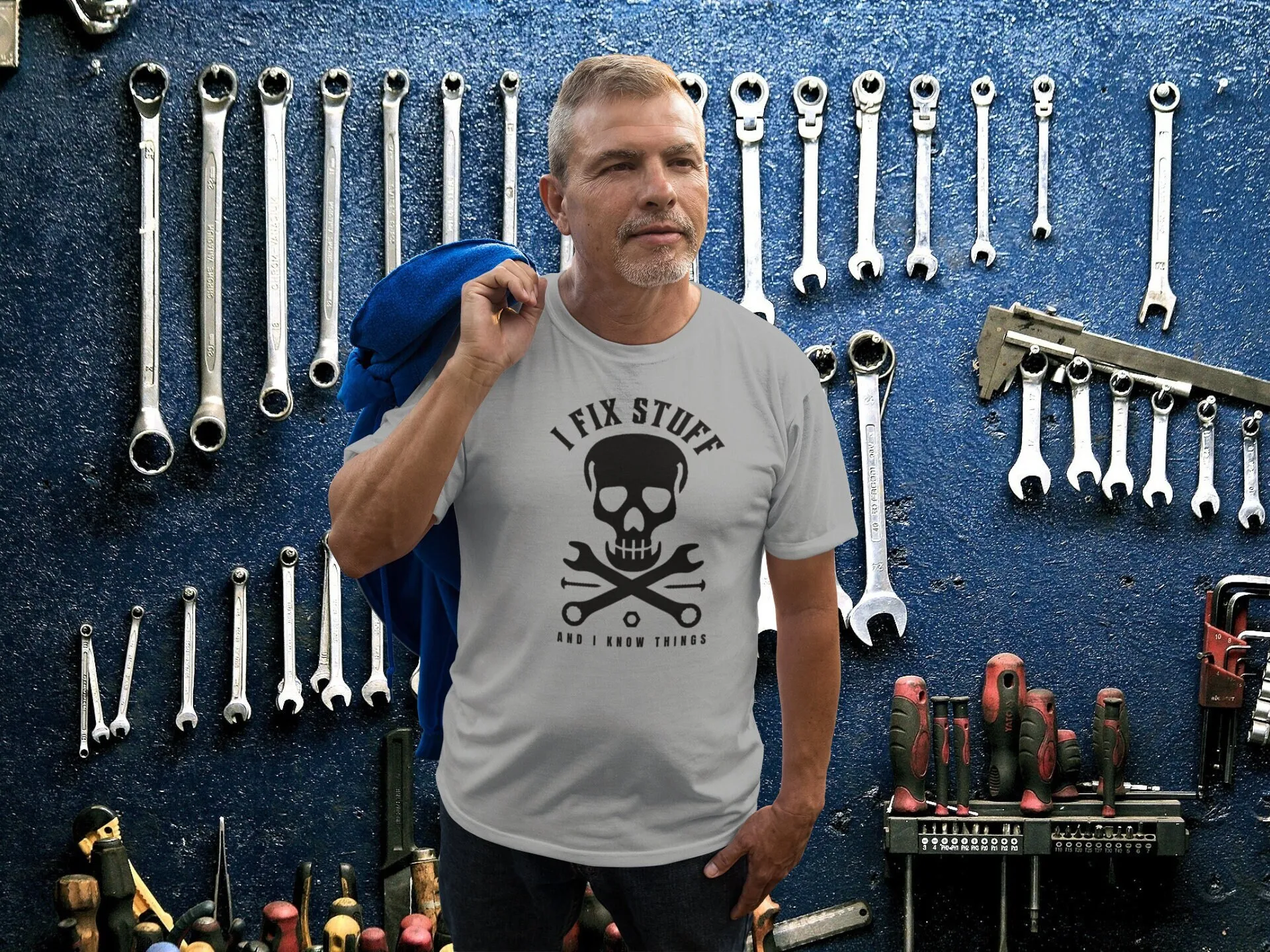 I Fix Stuff And Know Things Skull Crossbones With Wrenches T Shirt Jersey