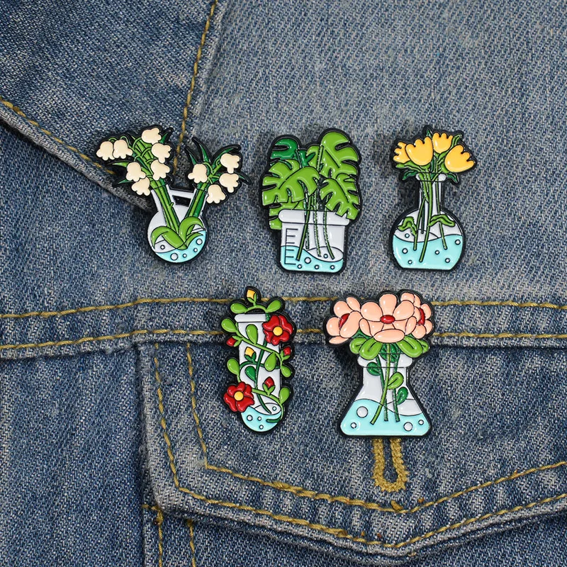 Broches émaillées en forme de fleurs de laboratoire scientifique : Tulipe, Lys, Rose – Badges de revers, bijoux pour sac à dos, cadeau