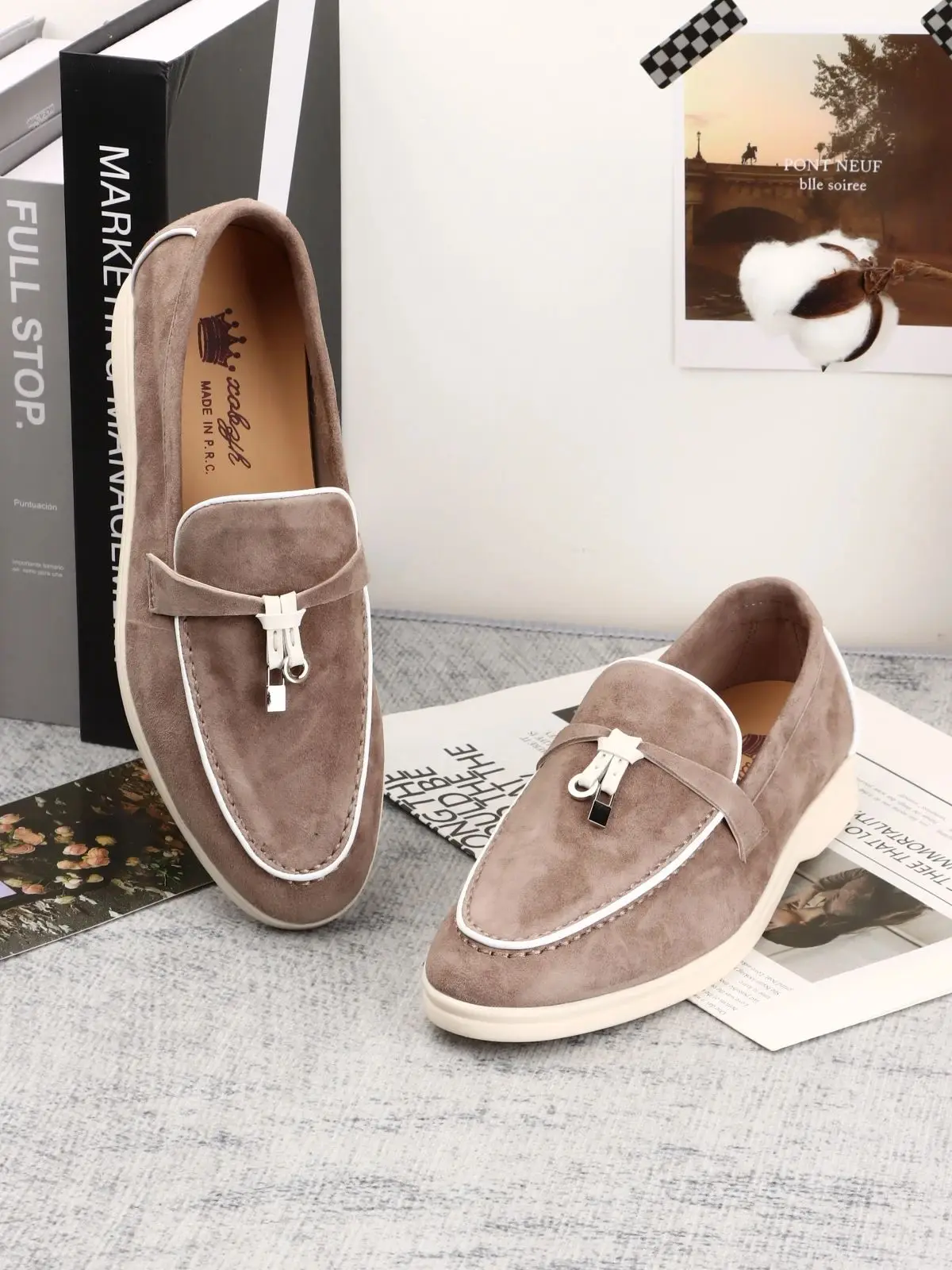 2024 Luxury Suede Walking Shoes for Women, Designer Loafers, Round Toe Flats, Sports Shoes, Casual Kid, On Sale