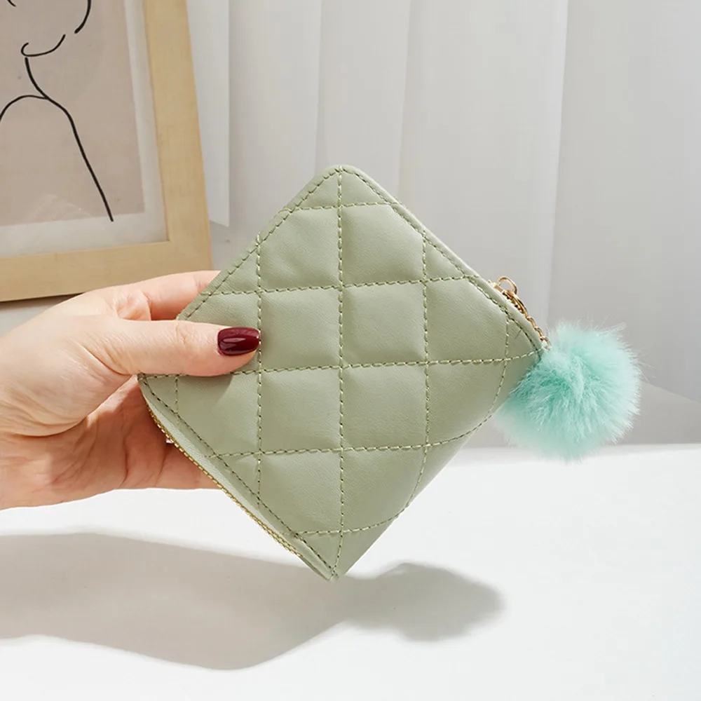 กระเป๋าสตางค์ผู้หญิงแบบยาว ทรงคลัทช์ หนัง PU ซิปคู่ พร้อมพวงกุญแจขนนุ่ม  กระเป๋าใส่บัตรทรงเหลี่ยมนุ่ม  สำหรับใช้กลางแจ้ง