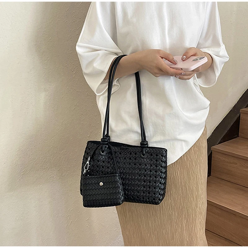 Taschenset, ausgehöhlte gewebte Schultertasche mit passender Geldbörse, lässige Damen-Sommerhandtasche mit Tragegriff, vielseitige weiche Tasche für den Arbeitsweg – Detail 18