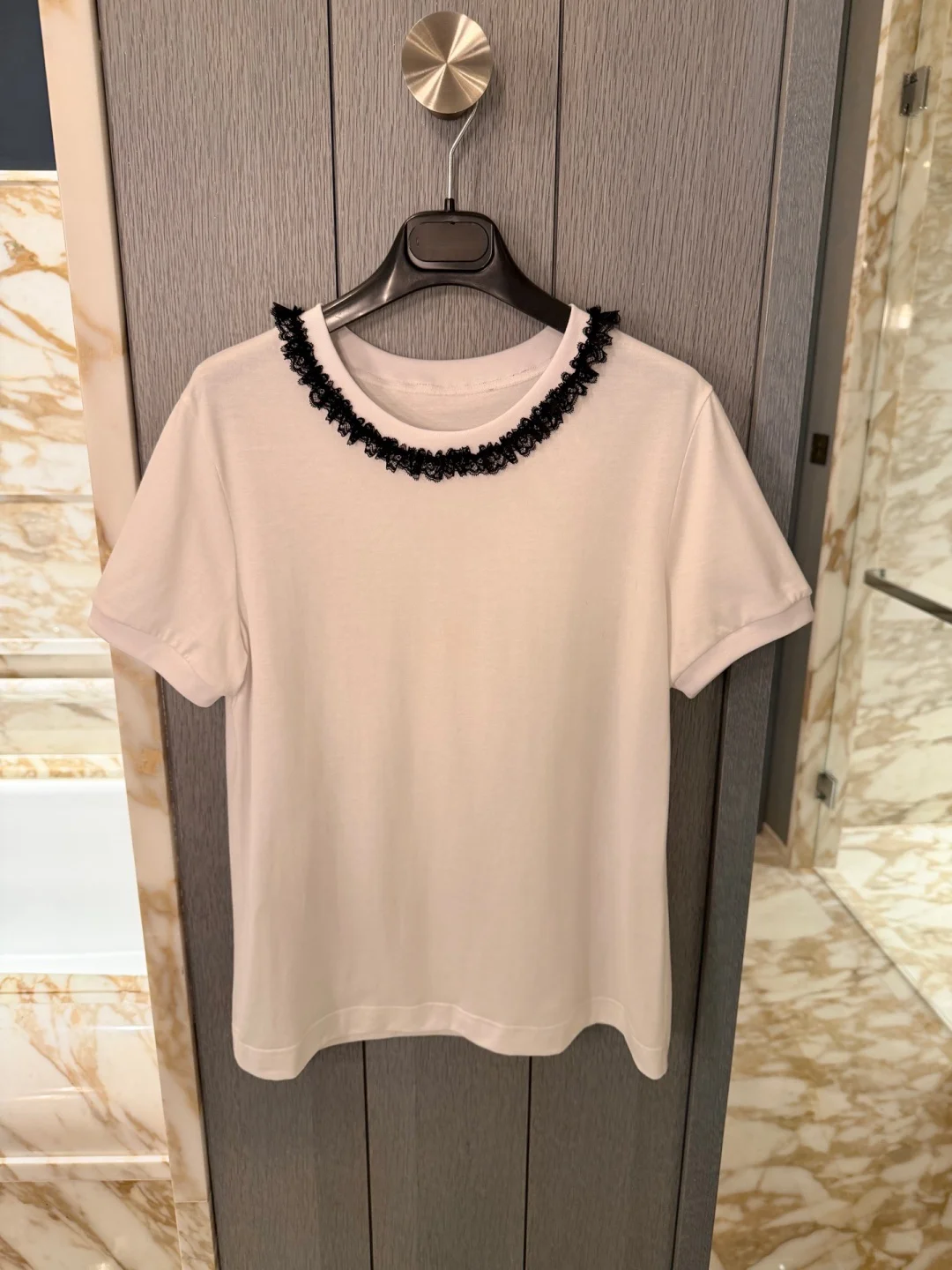 

Women's Elegant Lace Collar Embroidered T-Shirt – Soft Pure Cotton Girlish Style Comfortable Top for Daily Wear