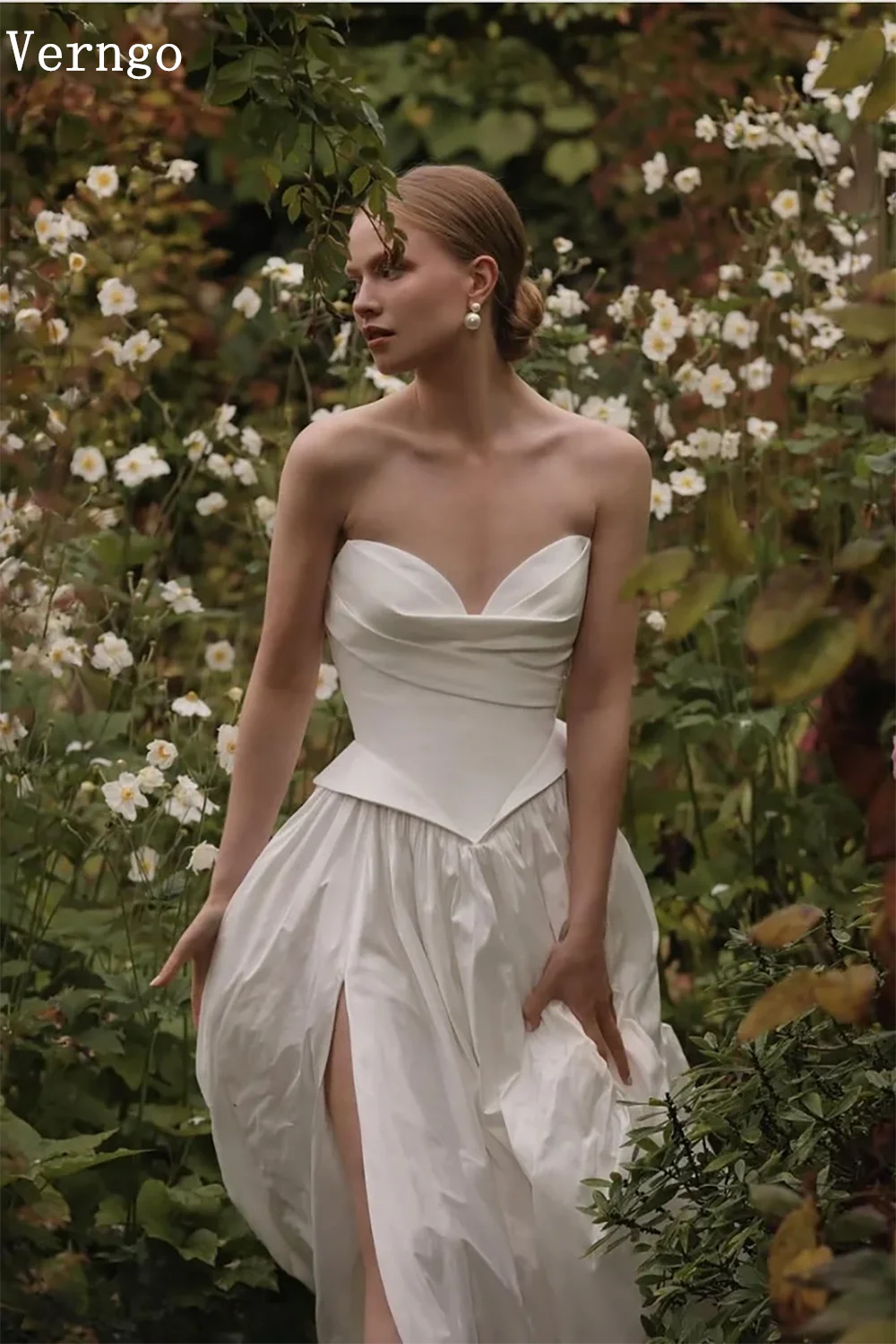 Verngo-vestidos de novia de tafetán champán, escote en forma de corazón, vestidos de novia elegantes con abertura lateral, vestido de novia personalizado