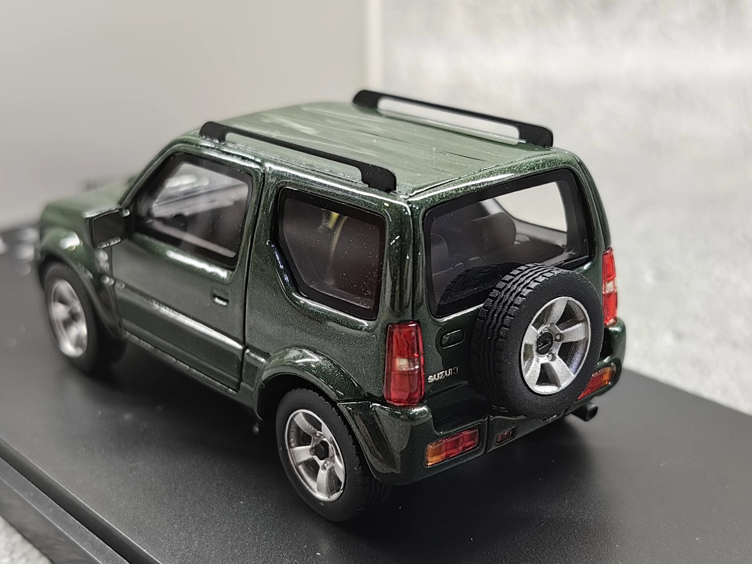 Modelclub 1/43 Resin SUZUKI JIMNY simulation collector car model