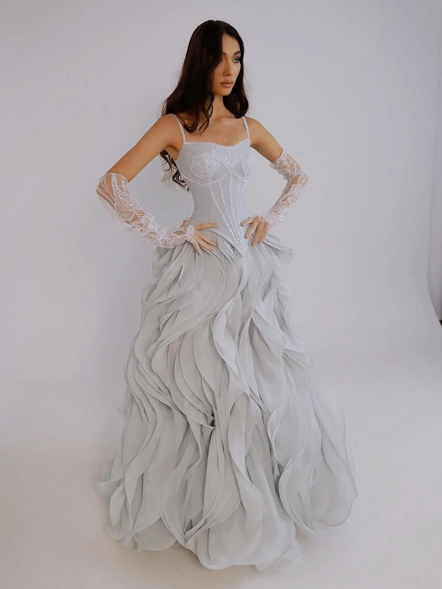 Sharon Said Luxuriöses graues Abendkleid mit Spaghettiträgern, Korsett-Oberteil, gerüschtem Chiffon, für formelle Anlässe, Partykleider SS672, maßgeschneidert – Detail 5