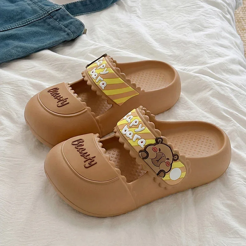 

Cute Capybara Lightweight Clogs Sandals Child Summer 2026 Waterproof EVA Mules Slippers Soft Thick Bottom Parent-child Shoes