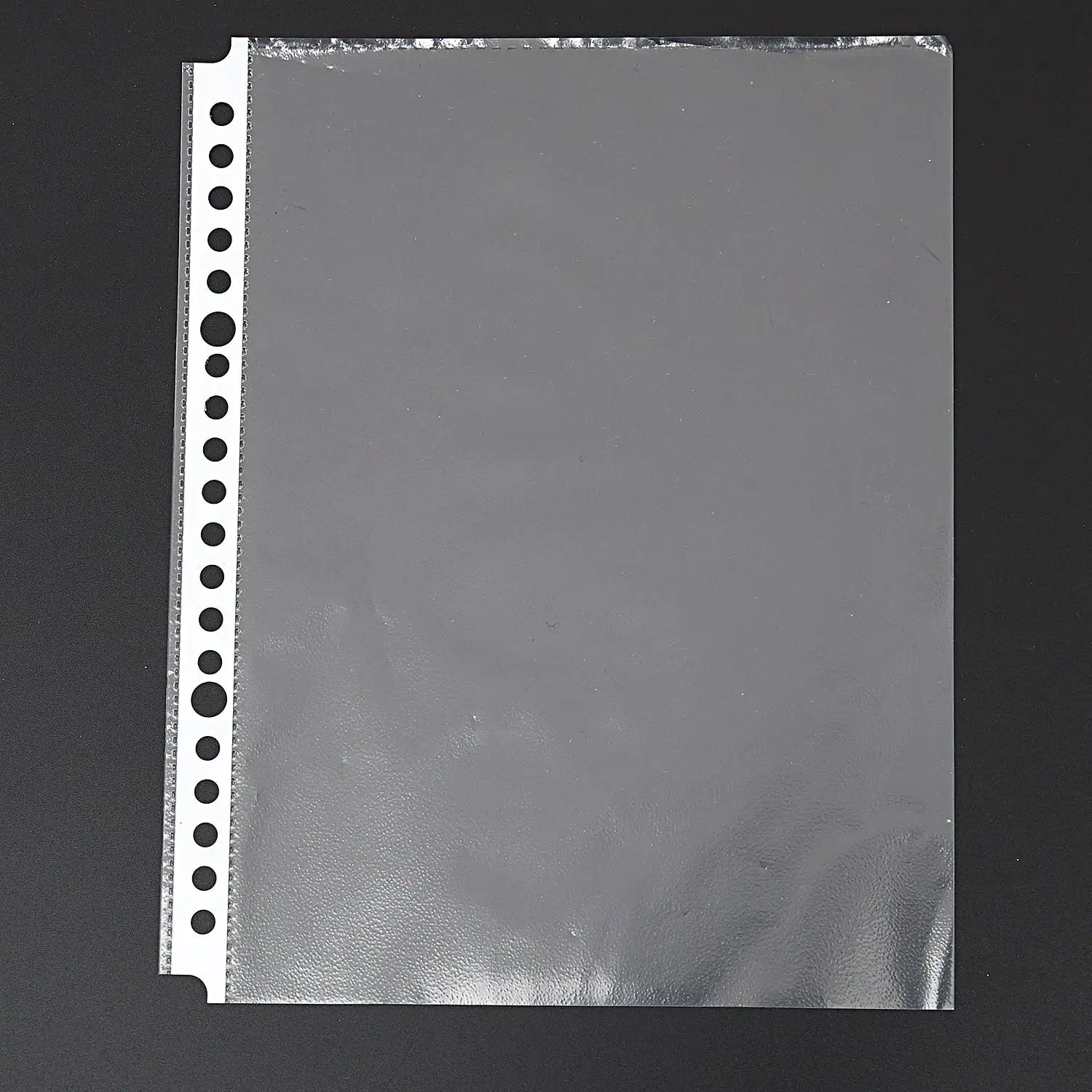 

A66F-Pack Of 200 A5 Clear Punched Pockets - Plastic Poly Folders