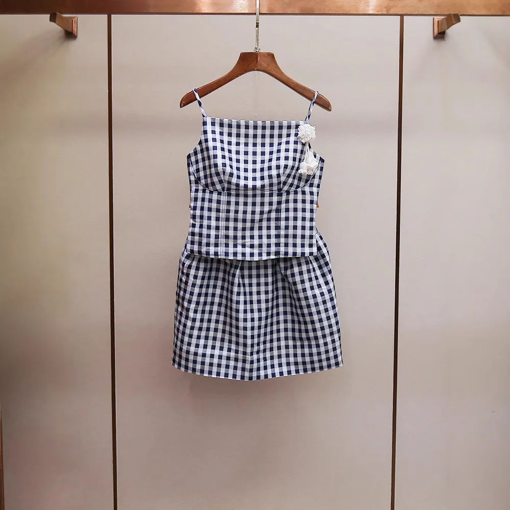 

Летний новый комплект: топ на бретельках с цветочным принтом и юбка А-силуэта в клетку – повседневный спортивный костюм для женщин