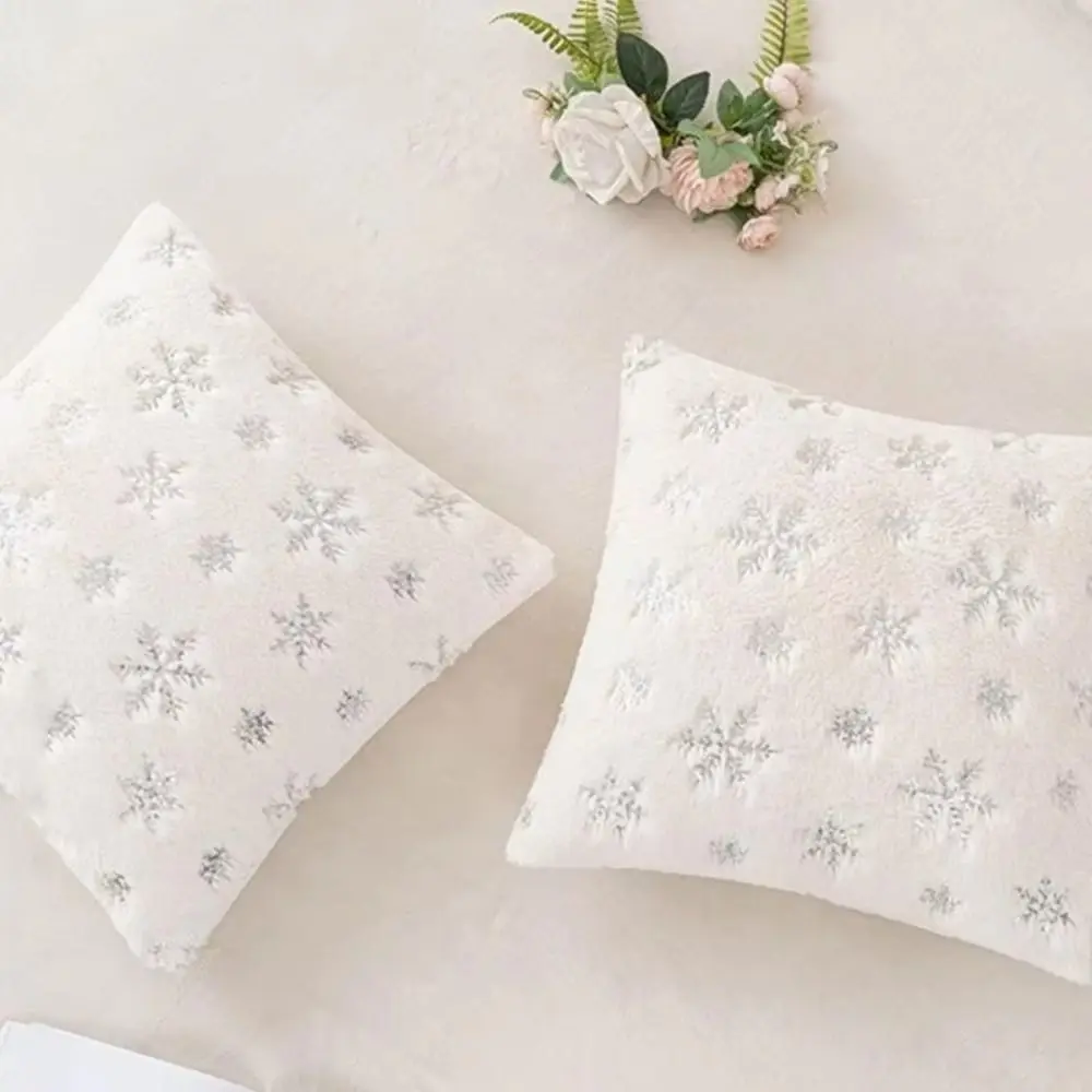 Christmas Pillow Cover Sequin Snowflake Soft Texture Sequin Cushion Cover Decorative Festive Style Snowflake Pillow Cover