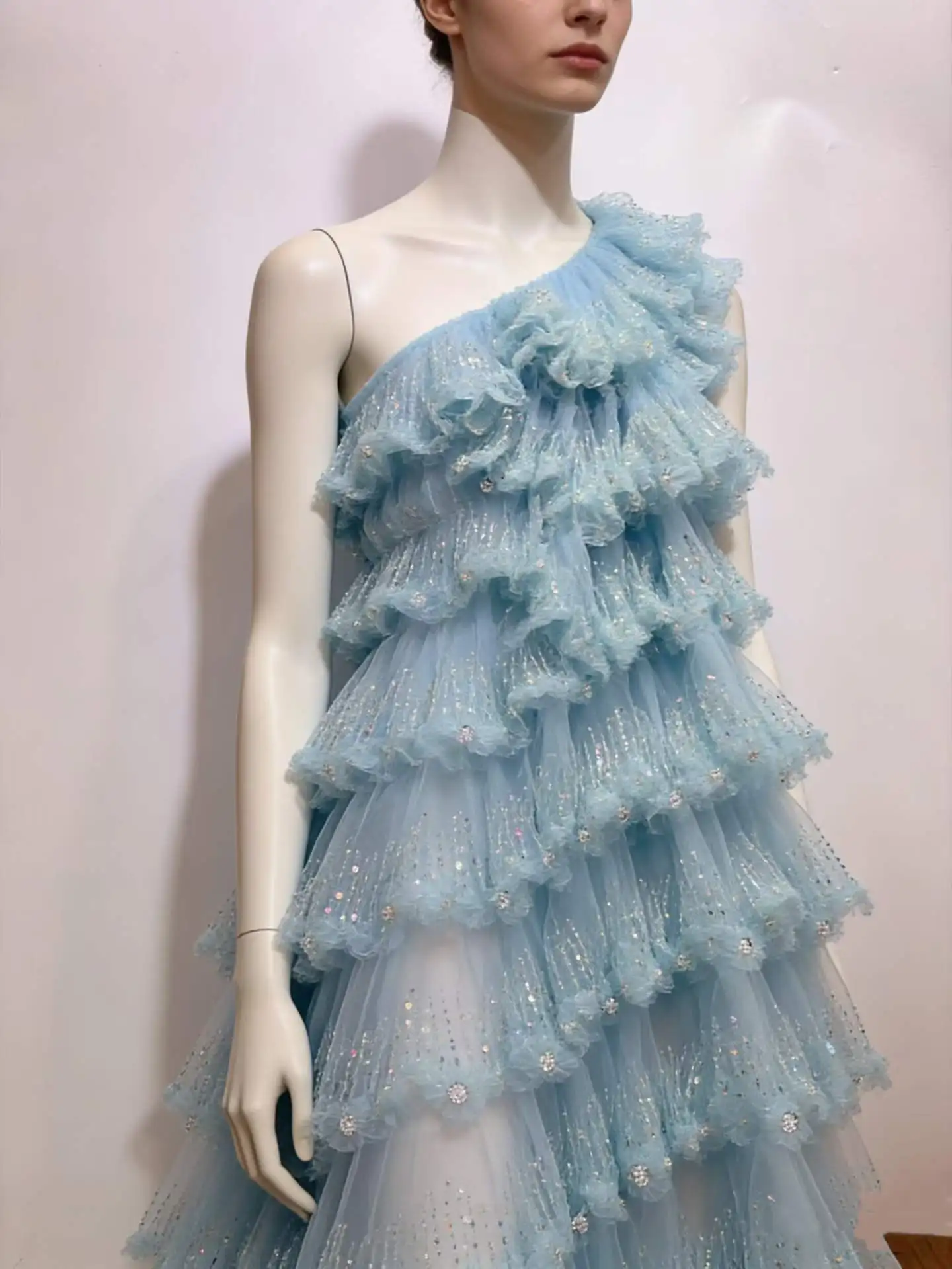 

Высококачественная нигерийская сетчатая ткань с пайетками и вышивкой, роскошное африканское кружево, французский тюль 2026 для женских свадебных нарядов