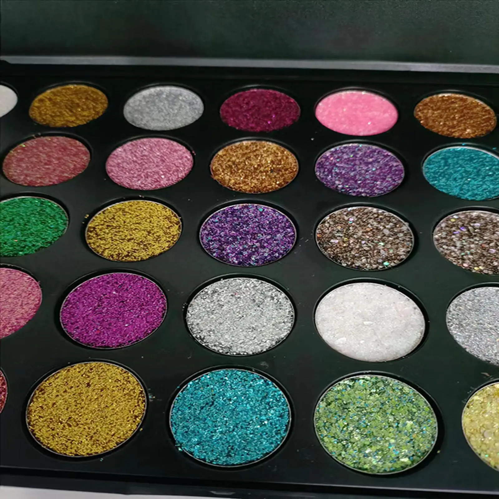 35 Kleuren Oogschaduw Make-Up Palet Blendable Voor Verjaardagsfeestje Jubileum