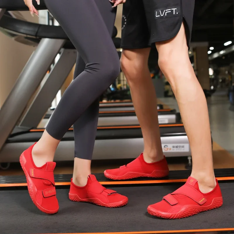 Рисунок 5 - Нескользящие туфли для приседаний для мужчин и женщин