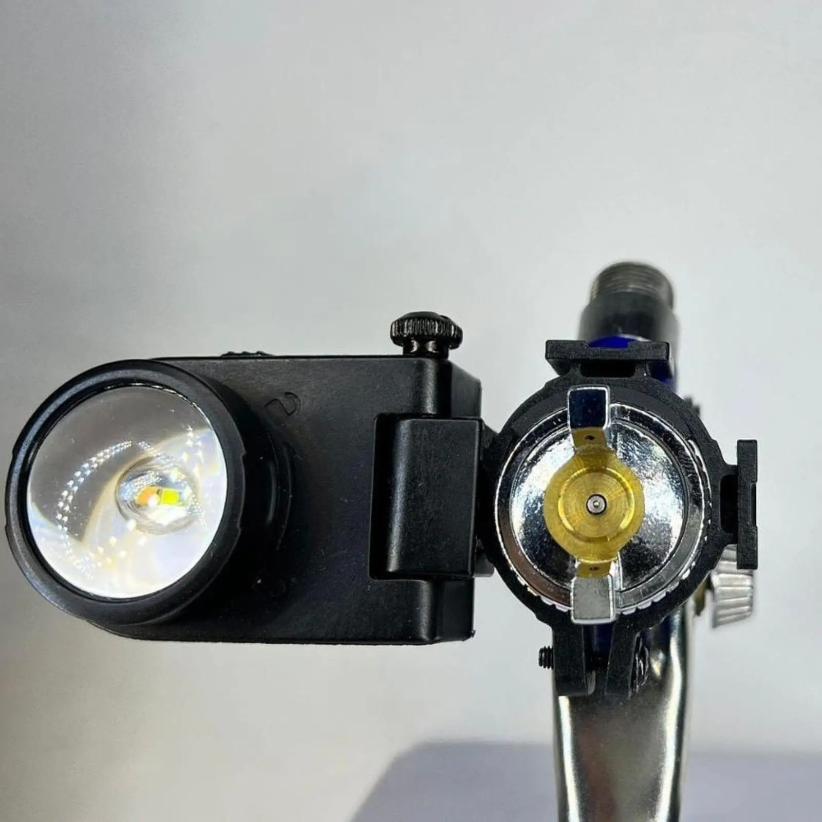 Lampa do malowania natryskowego z regulacją jasności, zastępuje nakładkę do malowania natryskowego.