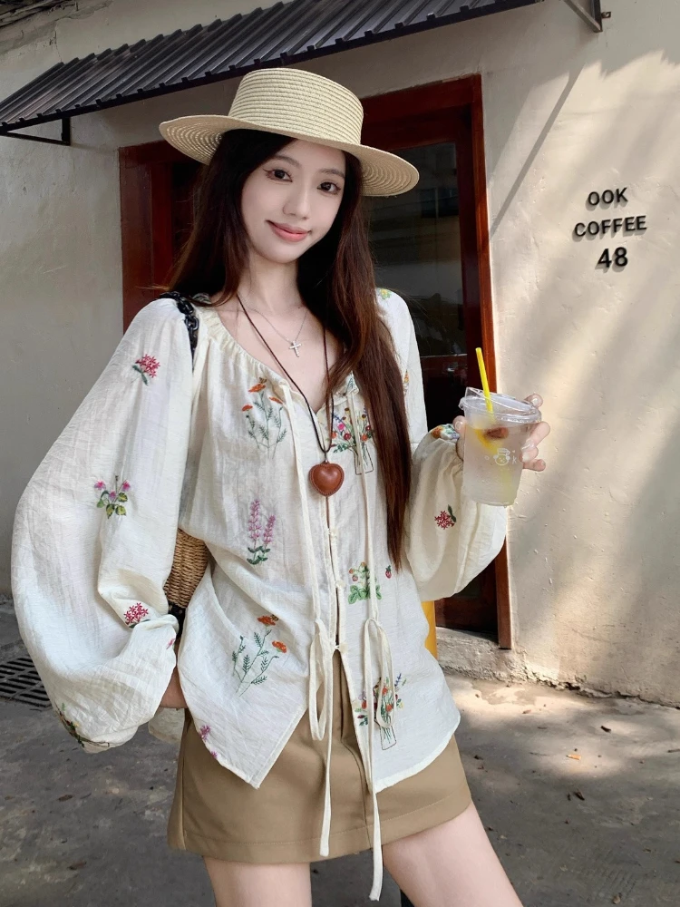 

Korobov Korean Casual Loose Single Breasted Lace-up Flower Embroidery Thin Long Sleeve All Match Women Shirt