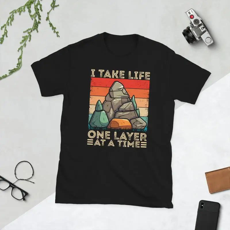 Retro Vintage Geologist Geology Lover Expert Rock Collector Unisex T-Shirt