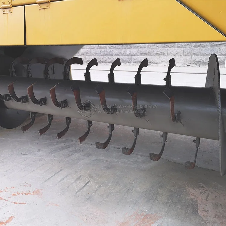 2025Farm Machinery Tractors Fully Automatic Machine Farming Crawler Type Compost Turner