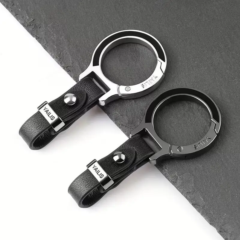Metal Leather Car Keychain Pendant Key Ring Chain Hanging Women Gift Universal Durable Metal Ring Creative Keychain Car Styling