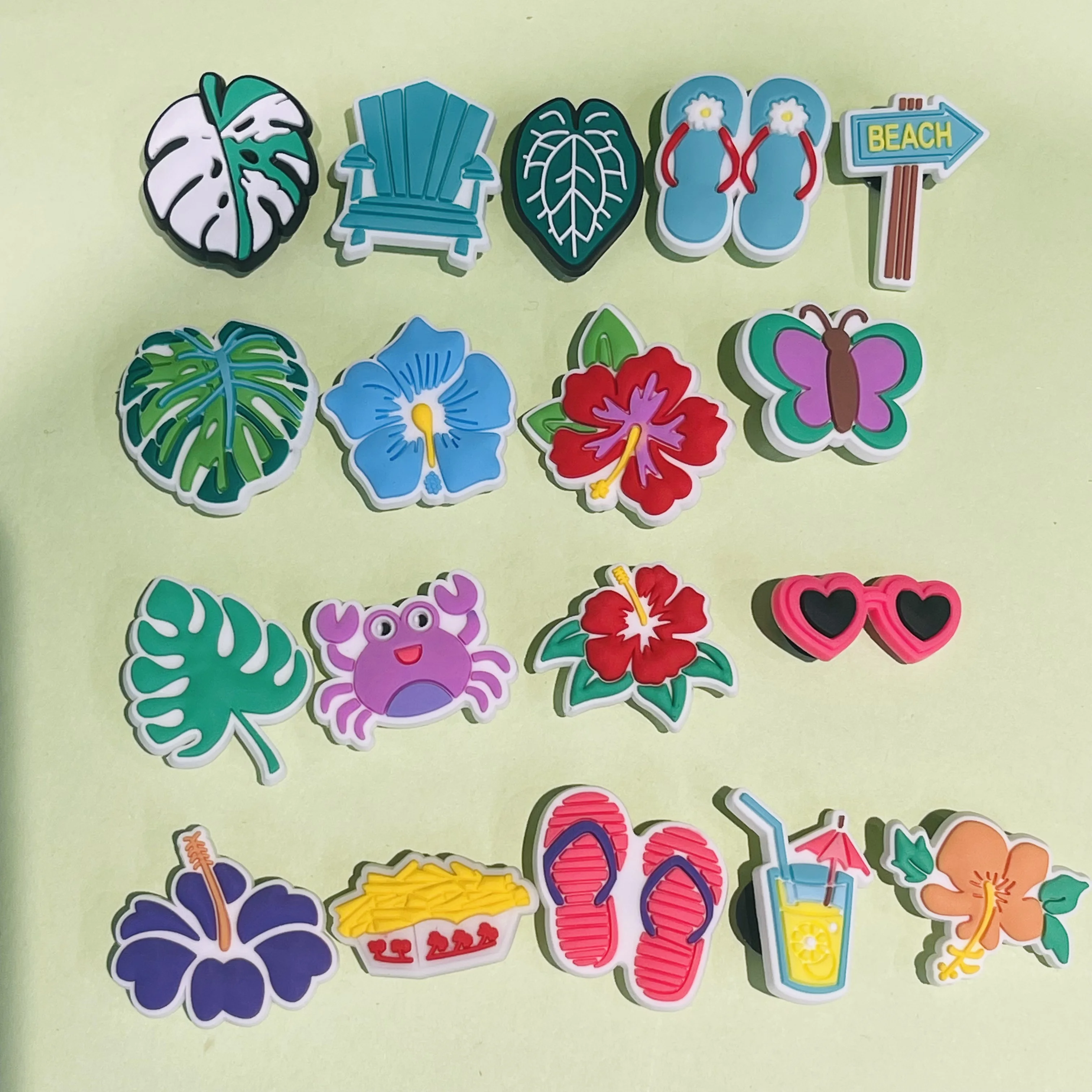 New 1pcs Flower Slippers Drink Sunglasses Beach Crab Leaves PVC Shoe Charms Accessories Shoes Buckle Ornaments Kids Party Gift