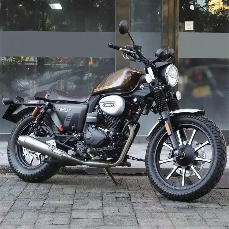 Vintage 200cc 4-Stroke Street Motorcycle with Durable Brushless Motor Stylish and Practical Bike