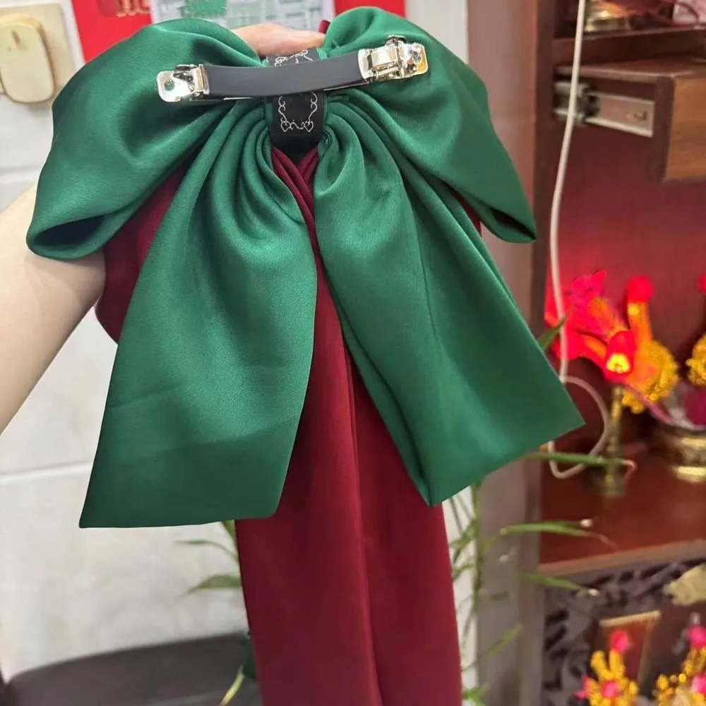 

Заколка для волос с большим бантом из сплава, контрастный цвет, милая атласная лента, головной убор, 4-слойный универсальный рождественский аксессуар для волос на каждый день