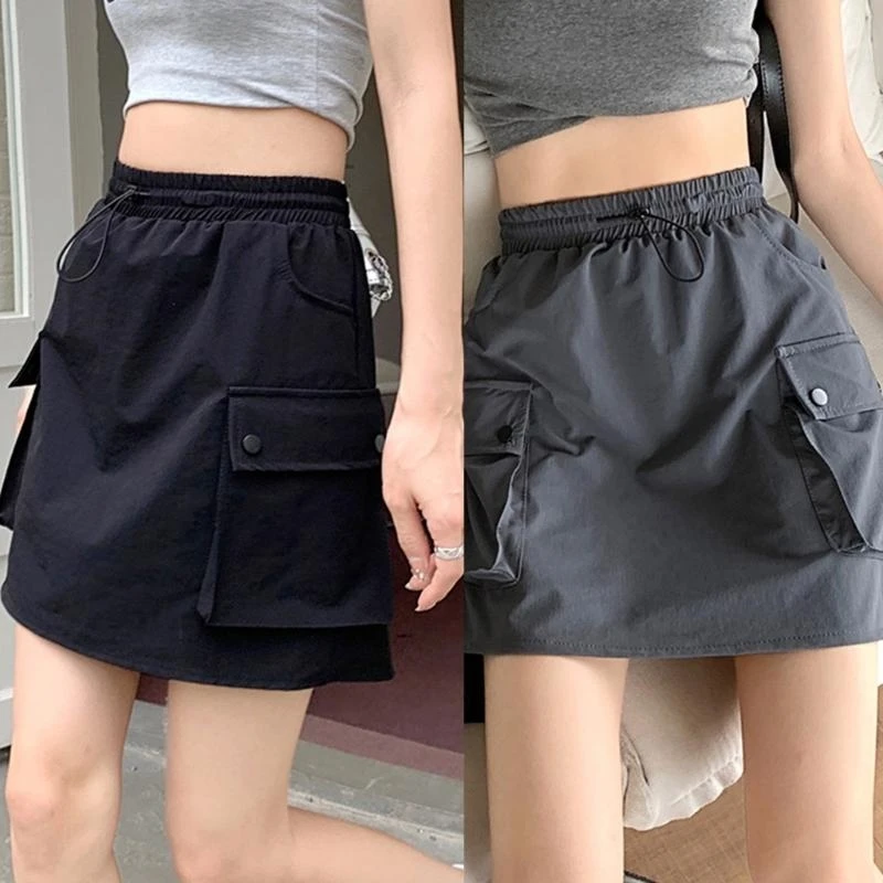 

Women Drawstring Waist A Line Mini Cargo Skirt with Flap Pocket 90s Styles Skirt