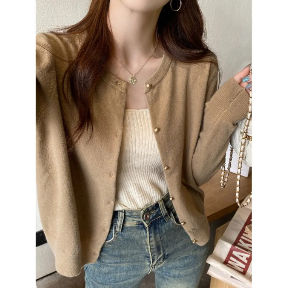 Casual Long Sleeve Knit Cardigan Solid Color Single Breasted Women Cardigan Round Neck Knit Jacket