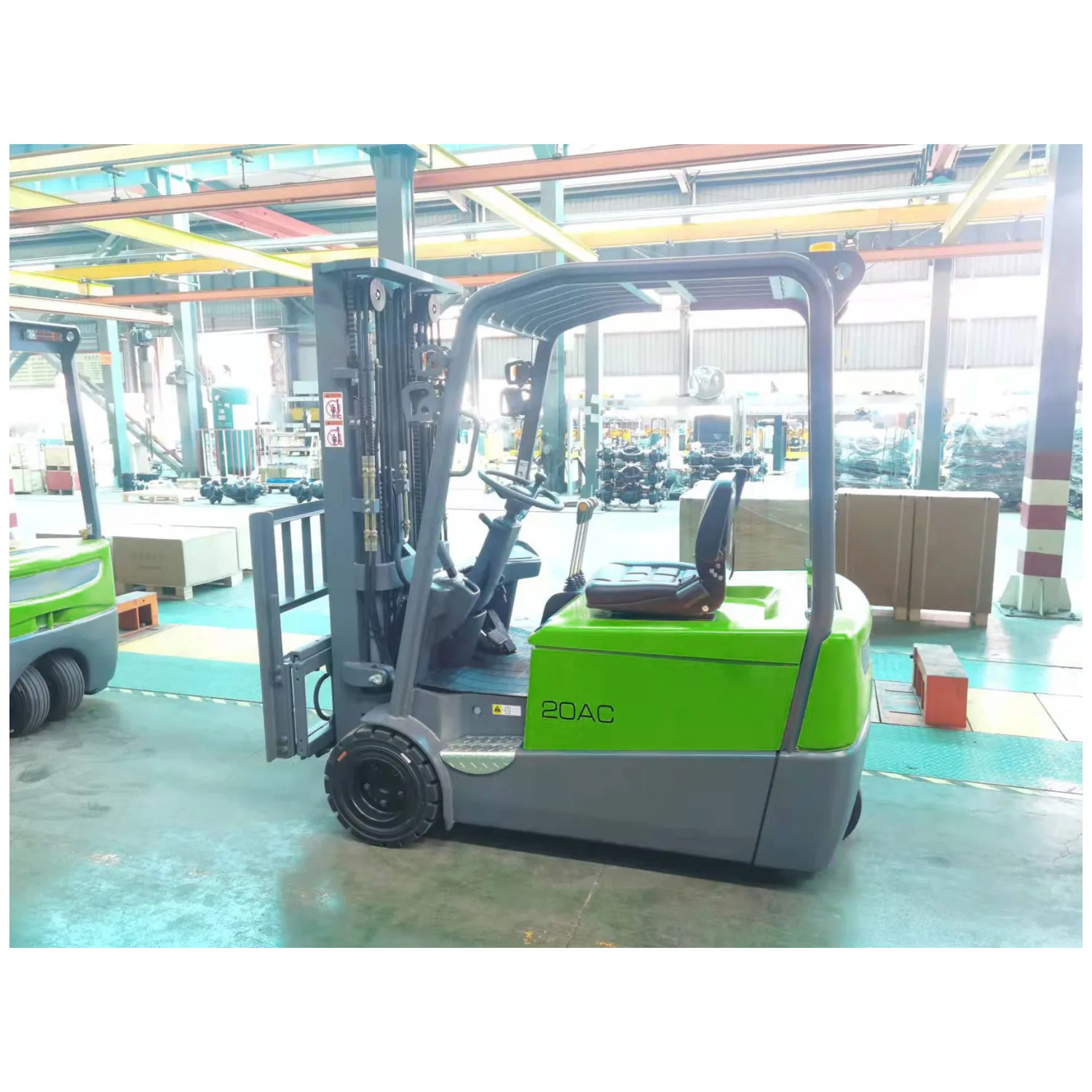 1.6ton /1.8ton/ 2ton Capacity  Max.Lift Height 6m Electric Seated  Forklift with Three Wheels