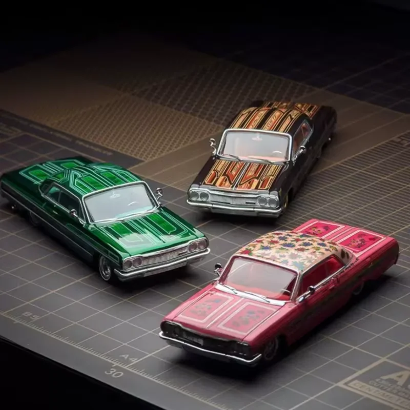 97M 1:64 Scale Impala SS Lowrider Alloy Car Model Simulation Toy Collection Gift Static Display Ornament