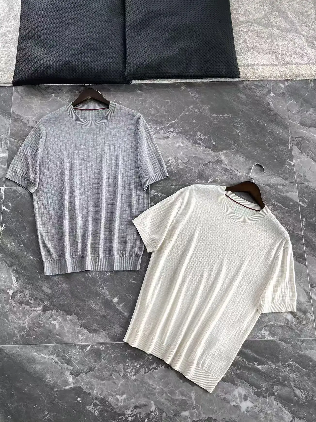 

Men's blended short-sleeve crew neck knitted pullover basic solid color T-shirt