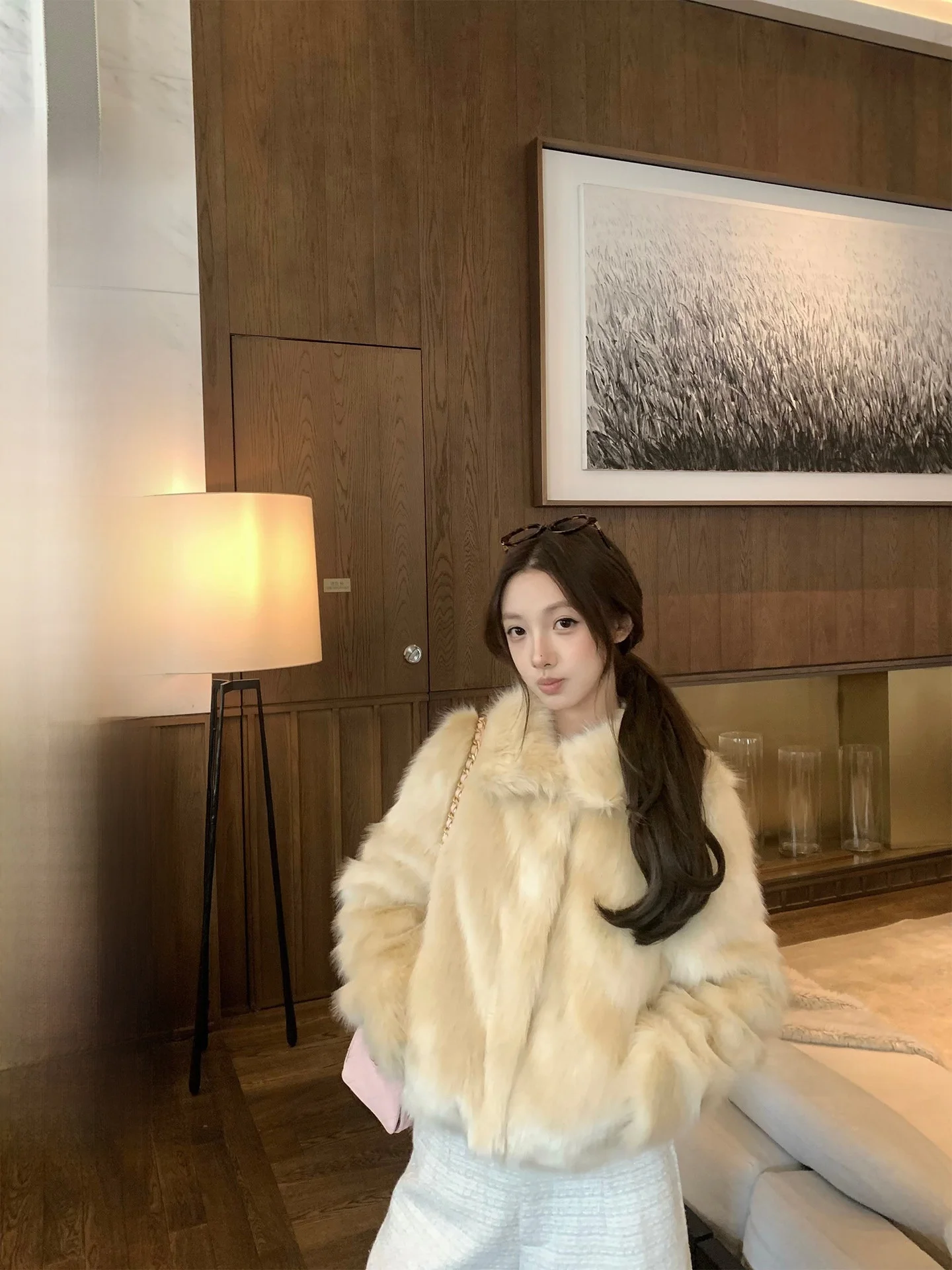 

Warm Faux Fur Coat Women's Stand Collar Embroidered Jaet Eco-friendly Comfortable Long Sve Polyester Fiber Outerwear