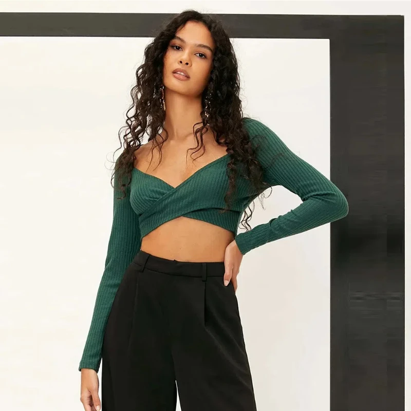 Ins Sexy Midriff-baring V-neck Top for Women Solid Color Versatile Slim Bottoming Sweater T-shirt