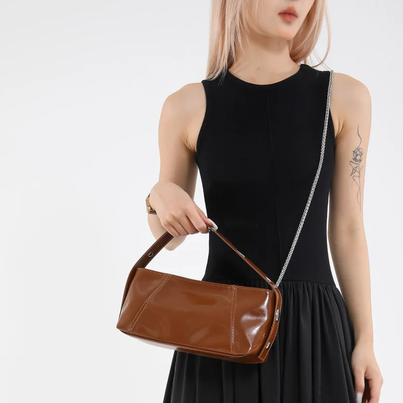 

Women Leather Luxury Fashion Designer Shoulder Tote Bag Elegant Crossbody Handbag For Daily Stylish Comfort