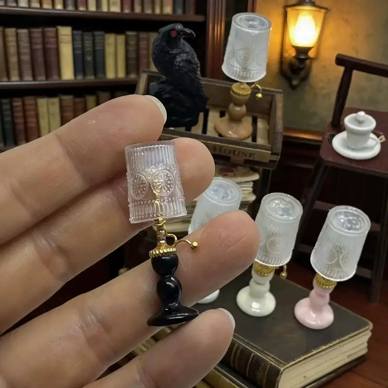 Hot Sale 1Pcs Mini Simulation Table Lamp Not Bright 1/12 Dollhouse Miniature Study Room Decoration Doll Accessories Toys