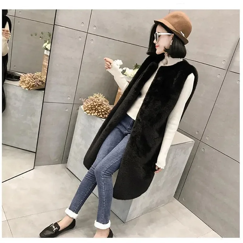 Large Size 5XL Fur Vest Women\'s 2023 Autumn Winter New Faux Fur Vest Coat With Thick Cotton Shoulder Female  Sleeveless Jacket