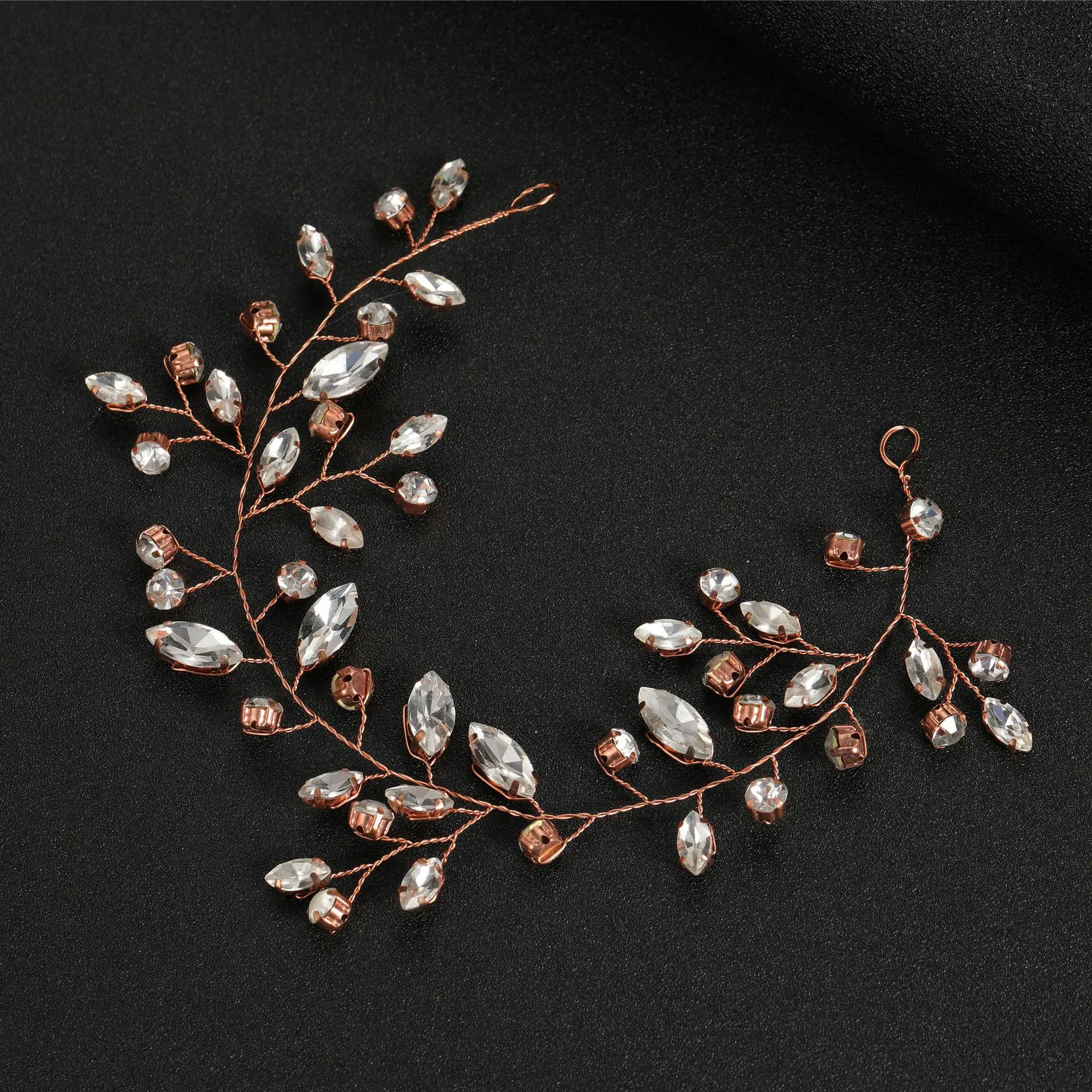 Flower rhinestone hair ornament Hair clip Handmade alloy rhinestone hair clip Bridal wedding hair ornament crystal hair ornament