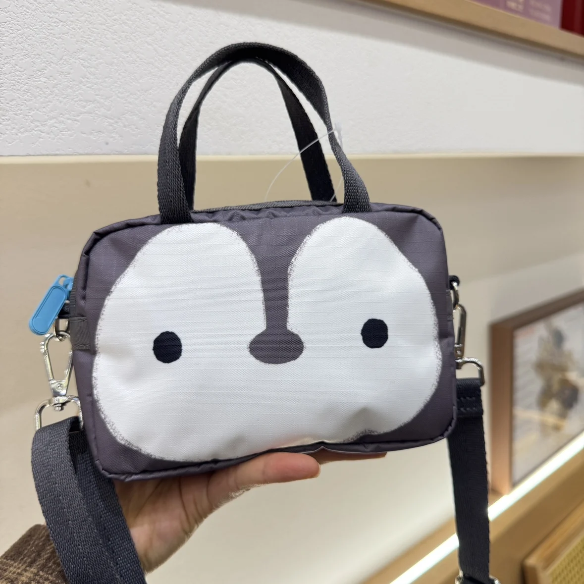 

Cute Cartoon ey Penguin Mobile Phone Bag Square id Crossbody Bag Casual Simple Sle ex Handbag with Zipper Closure