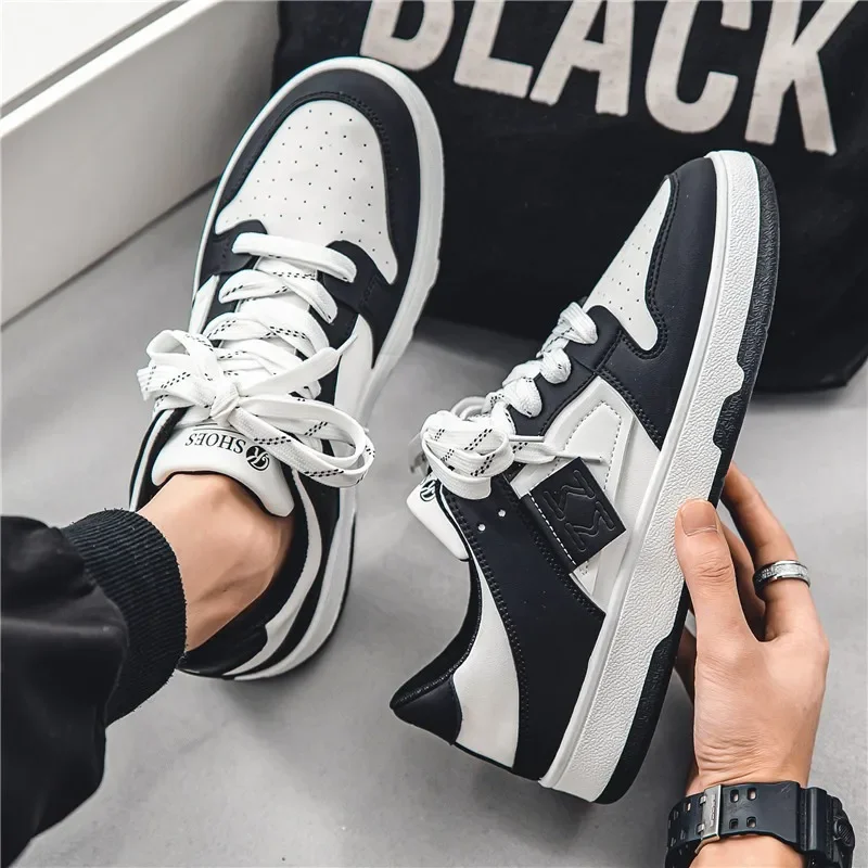 Men's Youth Sports Shoes  New Fashion Korean Version Classic Retro Flat Sole Board Shoes Outdoor Basketball Casual Shoes