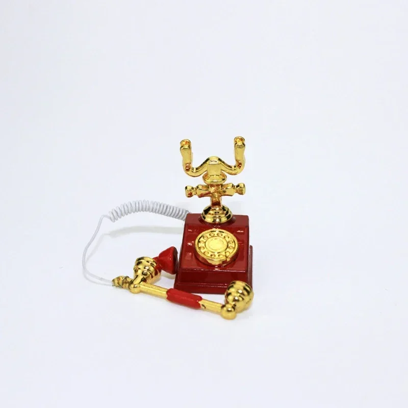 Home Decor Alloy Vintage Rotary Telephone Toys Mini Retro Phone Model for Kids Miniature Phone Dollhouse Baby House Accessories