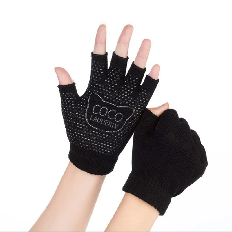 Yoga Gloves Women Non-slip Fitness Gloves For Gym Yoga Pilates Balance Warm Workout Fitness Half Finger Hand Protector Glove