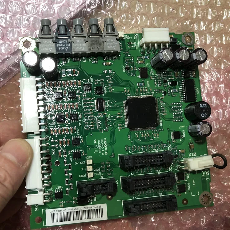 FS300R17KE3/AGDR-76C وحدة الاتصالات FS300R17KE3AGDR-76C