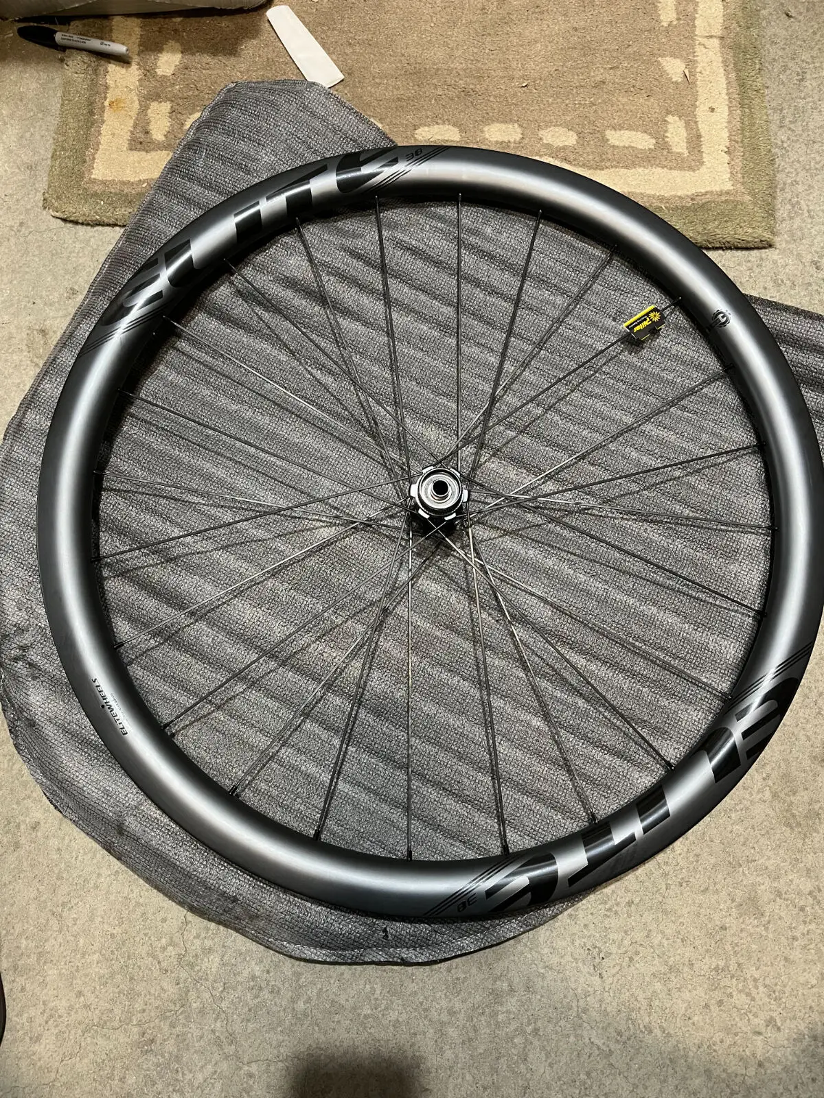 ELITEWHEELS ENT Disc Brake Carbon wheelset US WAREHOUSE USED 38X28mm  Center lock