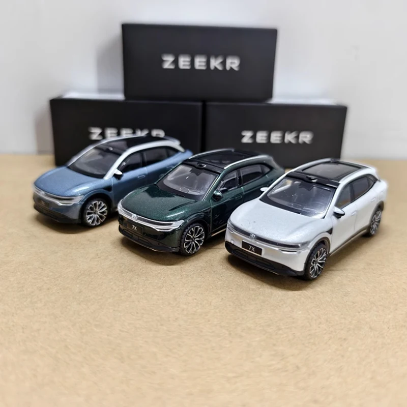 دييكاست 1:64 مقياس جيلي ZEEKR 7X جديد الطاقة سبيكة محاكاة نموذج سيارة عرض ثابت المقتنيات الصبي هدية حلية