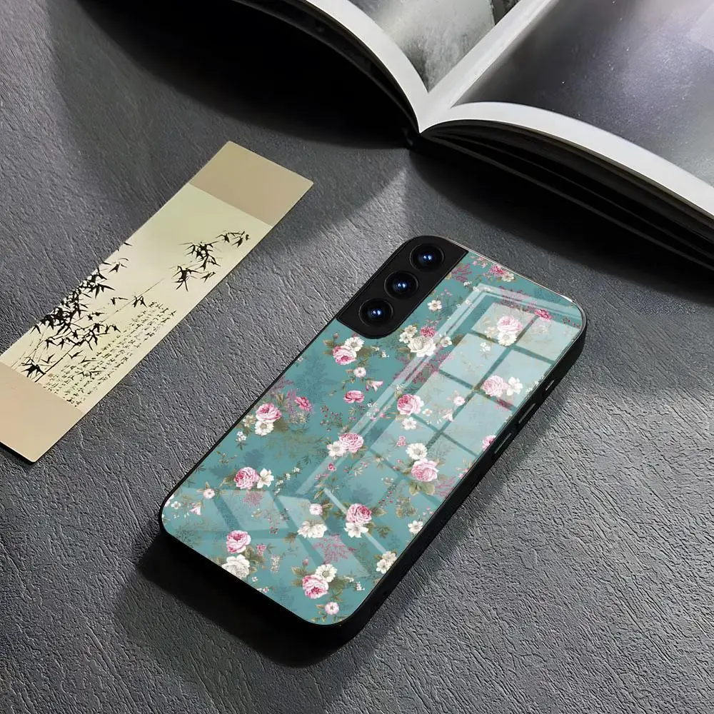 Flower Ted Design-Bakers Phone Case For Samsung S 24 Ultra Plus 23 Japanese Animation 22 21 20 A 34 54 53 Note20 M 54 Glass Co