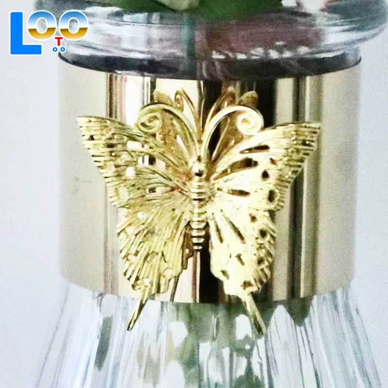 Золотая бабочка Искусство и ремесла Украшения Кусочки дома своими руками