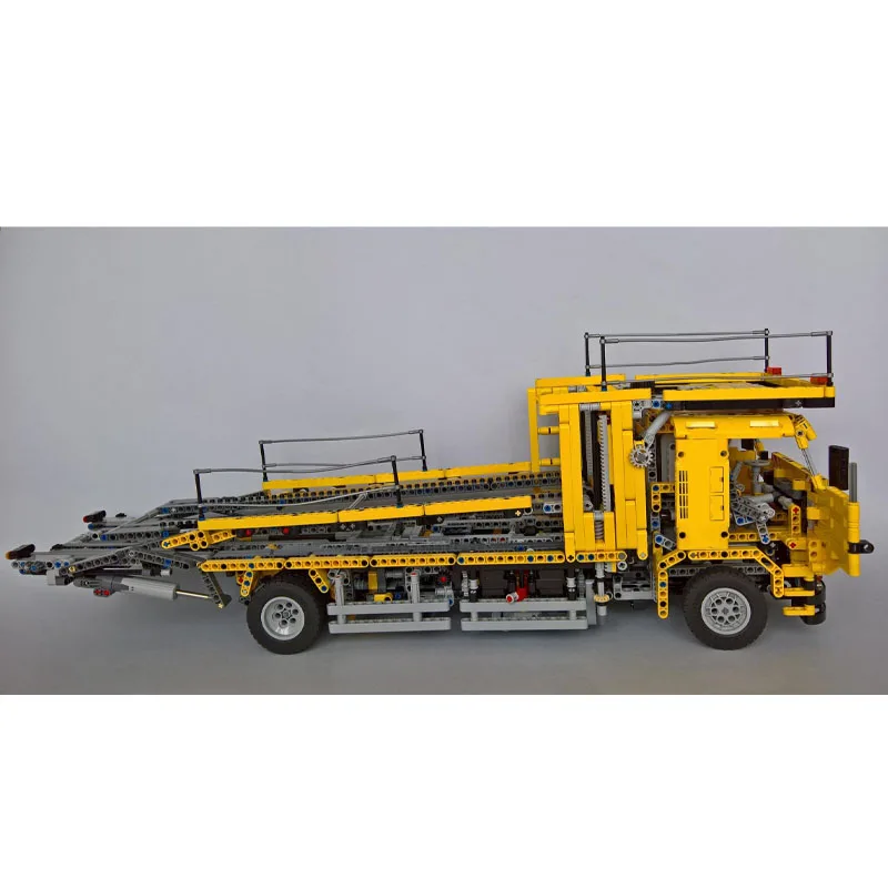 

MOC-4075 Classic New Car Transport Trailer Building Block Model, 2383 Parts, MOC Creative Boys Children's Birthday Toy Gift