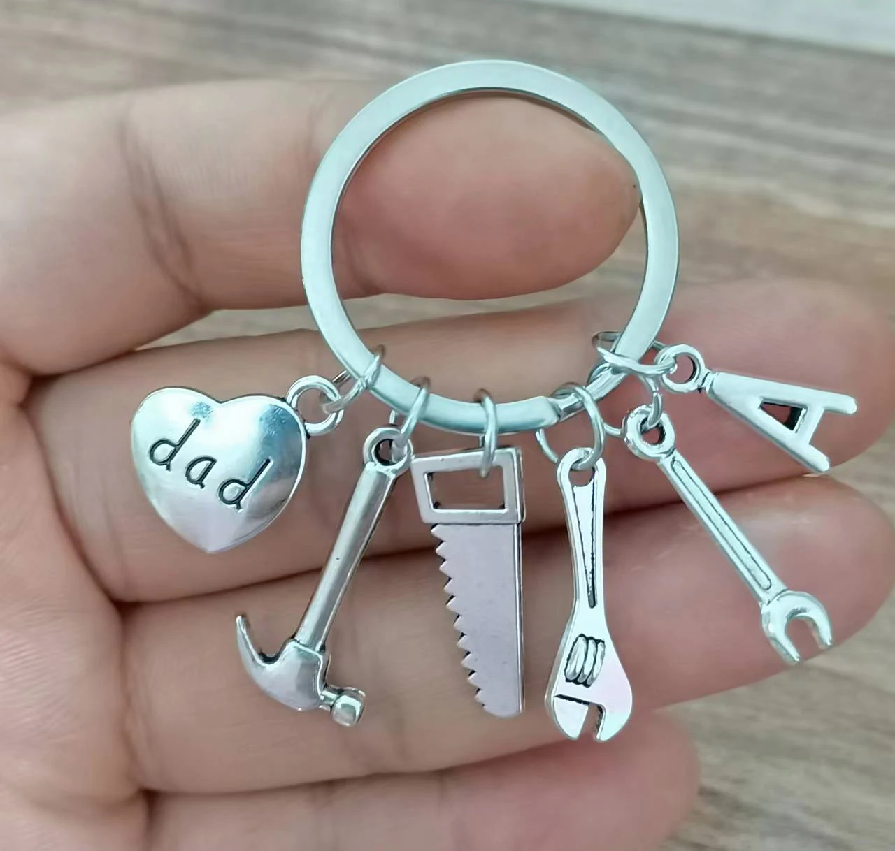 

26 Letter Wrench Hammer Saw Heart Dad Keychain Small Tools Father'S Day Gift Dad Keychain