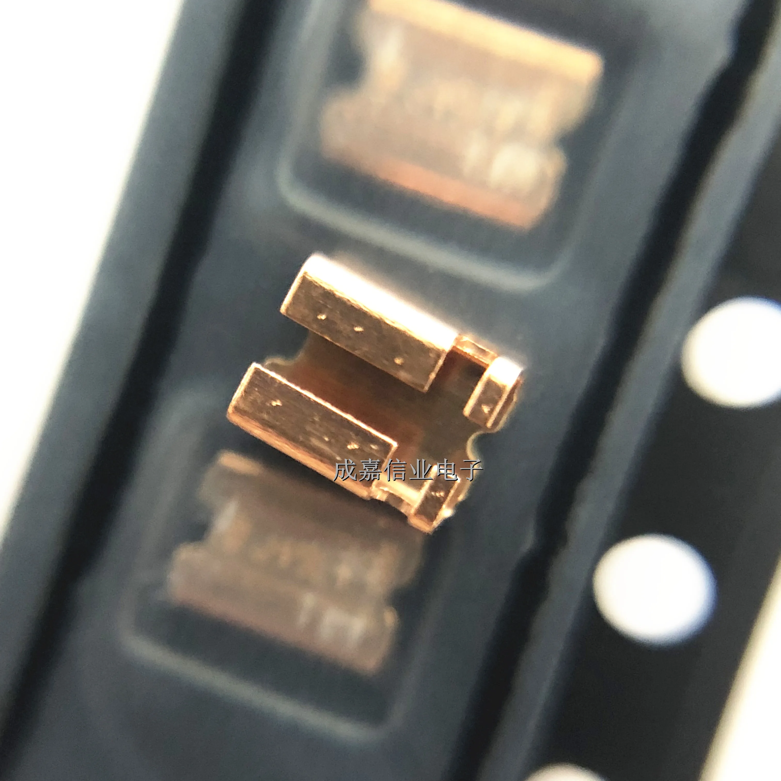 10pcs/Lot BVN-M-R001-1.0 Chip Resistor 1mΩ ±1% 1216 7W ±50ppm/℃ Operation Temperature;-65℃~+170℃