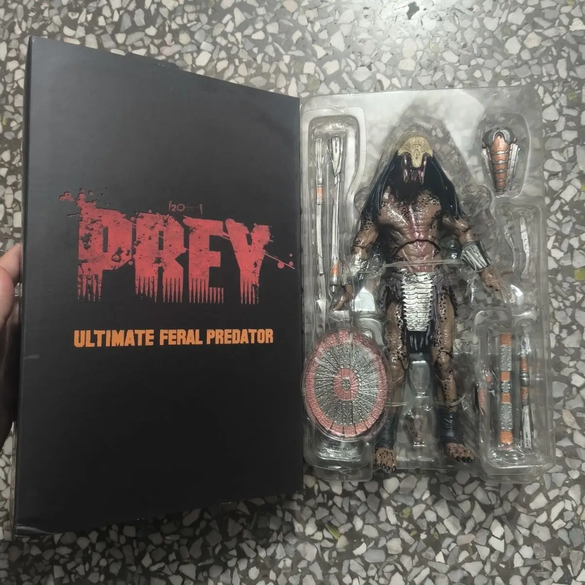 

Neca 51725 Movie Predator Feral Hunter 7-Inch Articulated Action Figure